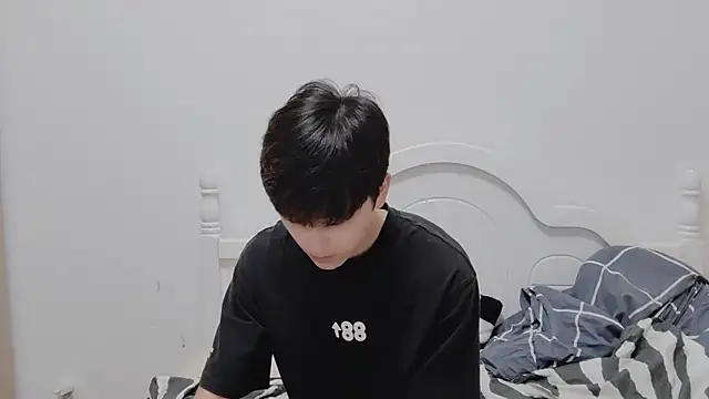 xiaoyi2563 online show from October 20, 12:31 pm