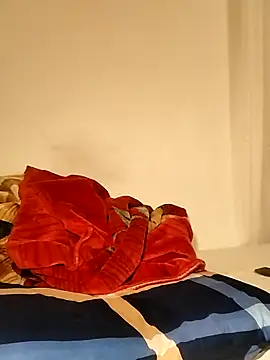 Kwasi-a online show from December 5, 3:24 am