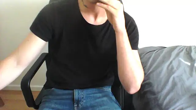 Tstreck1 online show from September 13, 12:50 pm