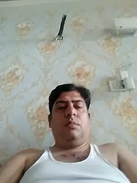 Love40777 online show from October 21, 7:00 am