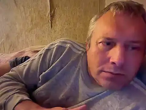 evulis1 online show from October 13, 7:53 pm