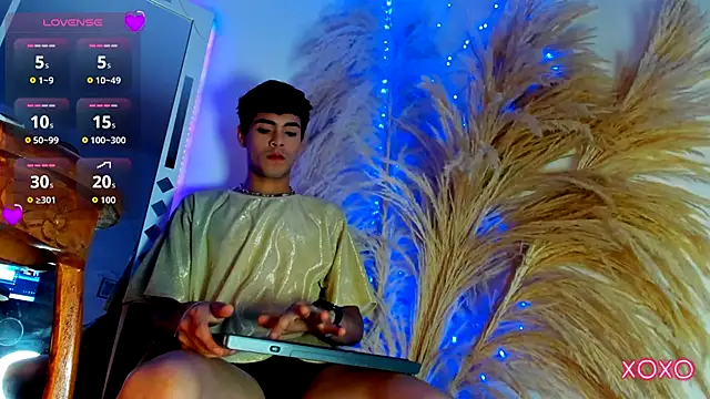 Juan twinks online show from October 3, 7:41 pm