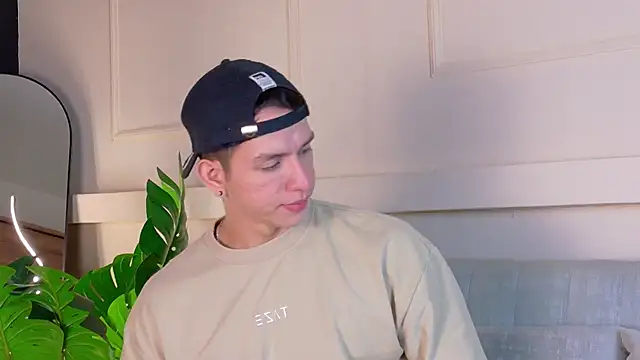 ZaneDawson online show from February 20, 7:15 pm