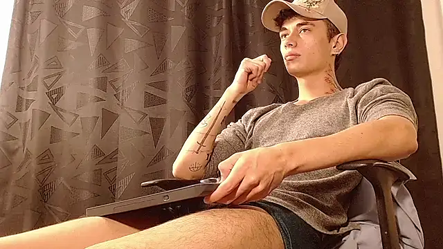 Snapshot of jaico_santos chatting on October 15, 11:23 pm jaico santos online show from October 15, 11:23 pm