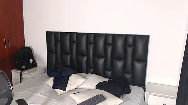 jaico santos online show from November 14, 11:50 pm