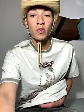 Snapshot of Timotheo_11 chatting on September 17, 5:41 am Timotheo 11 online show from September 17, 5:41 am