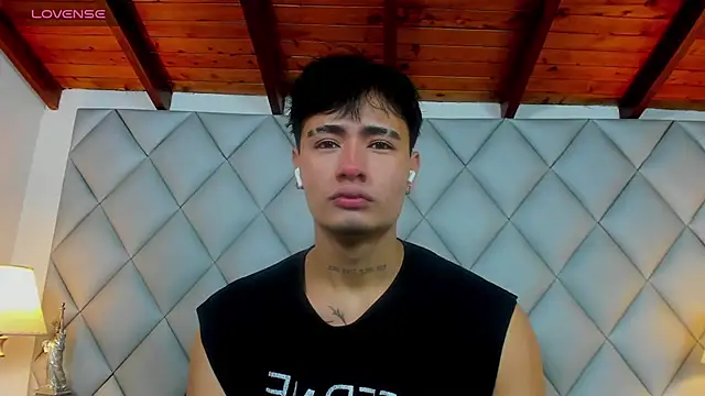 Clement Reyes online show from December 3, 12:44 pm