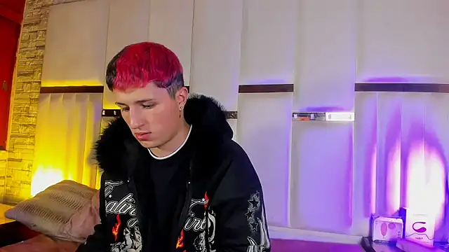 ANLLELOAndANGELA online show from January 31, 8:07 pm