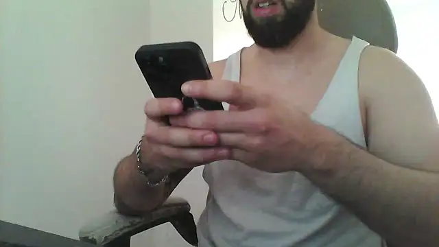 yourfantasy777 online show from April 6, 11:22 am