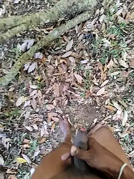 Snapshot of DICKLANKA chatting on September 30, 6:51 am DICKLANKA online show from September 30, 6:51 am