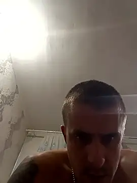 Adidas7217 online show from November 10, 8:03 pm