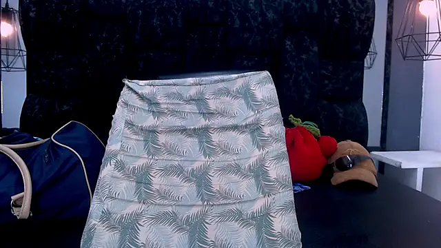 Daniel delux  online show from November 15, 1:13 pm