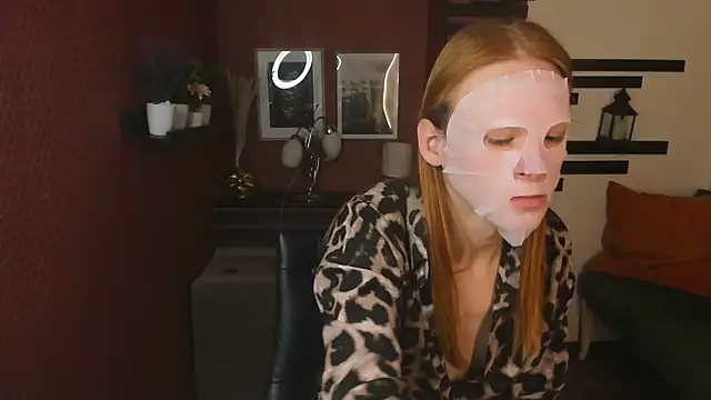 ChloeValentinee online show from November 21, 1:54 pm