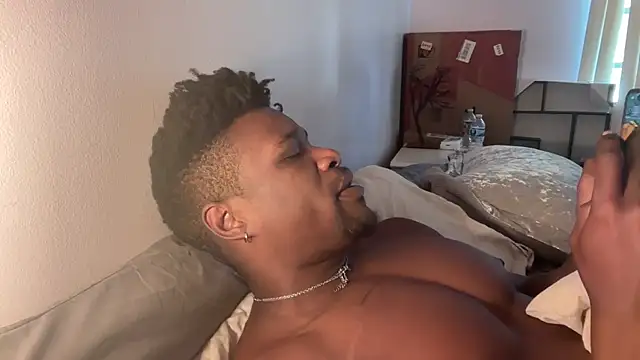 MrDaddyBlackNi9e online show from December 4, 1:51 pm