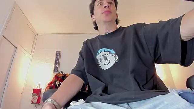 iammariano online show from December 17, 3:36 am