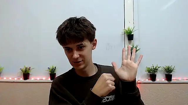 Snapshot of Hoot_Dude_ chatting on October 28, 2:30 pm Hoot Dude  online show from October 28, 2:30 pm