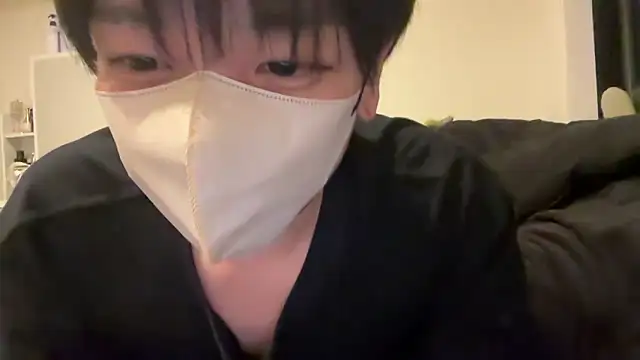 tora3220 online show from April 12, 1:12 pm