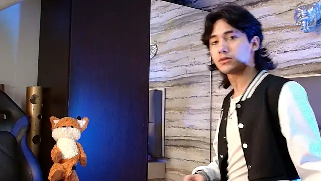 Lovers 21 online show from March 9, 3:00 am