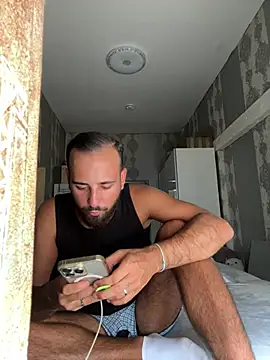 juan03065 online show from August 4, 4:00 pm