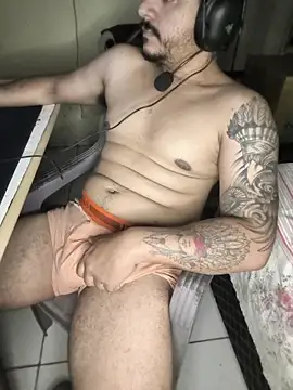 gtzmoreno online show from May 26, 8:16 pm