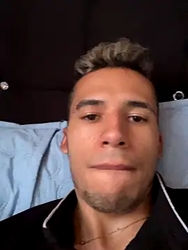 wiland hot23 online show from December 18, 8:05 pm