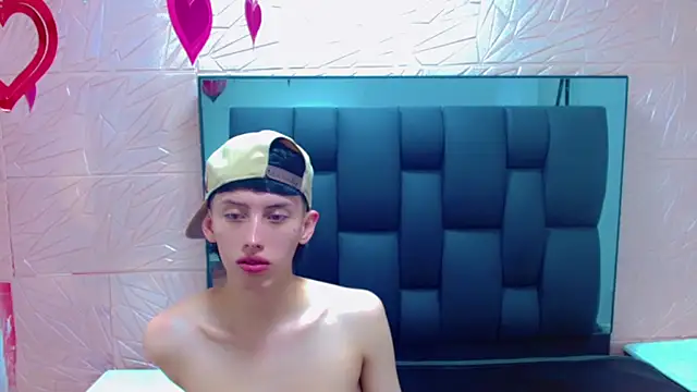 thaigo twink38 online show from February 17, 7:18 am