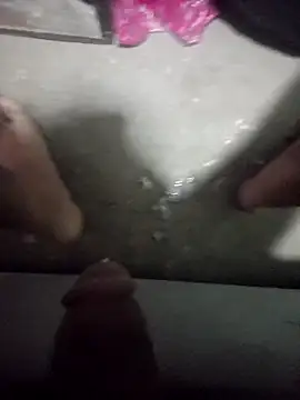 Snapshot of polla6459 chatting on October 2, 4:27 am polla6459 online show from October 2, 4:27 am