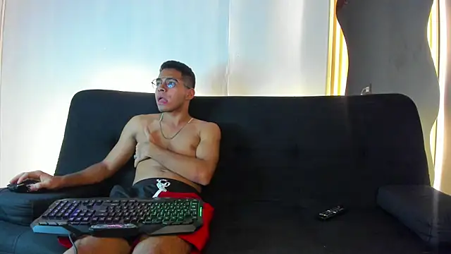 Jaybrown  1 online show from November 15, 4:03 am