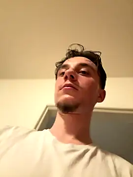 Snapshot of davidoso6271 chatting on October 9, 6:57 pm davidoso6271 online show from October 9, 6:57 pm