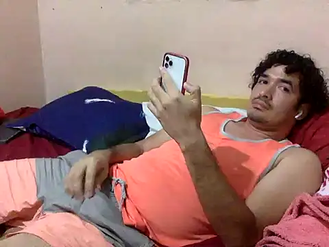 Snapshot of ThiagoDeseo chatting on September 30, 12:06 am ThiagoDeseo online show from September 30, 12:06 am
