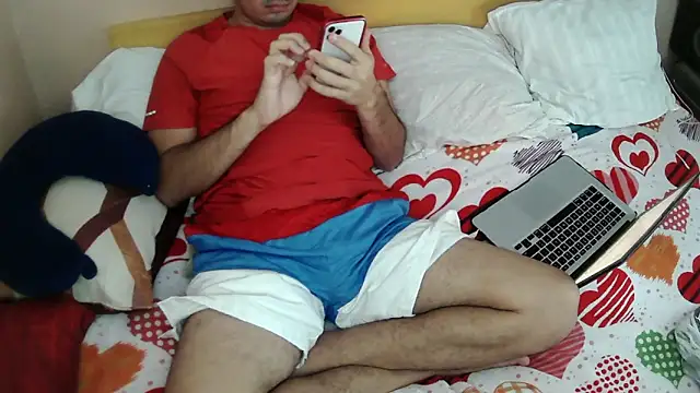 Snapshot of ThiagoDeseo chatting on October 16, 2:30 am ThiagoDeseo online show from October 16, 2:30 am