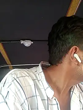 puneriboy32 online show from November 13, 11:26 am