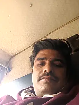 puneriboy32 online show from November 10, 8:52 am