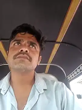 puneriboy32 online show from November 11, 9:25 am