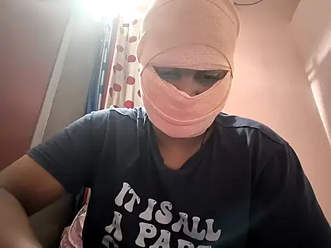 mallu boy 23 online show from September 29, 8:48 pm