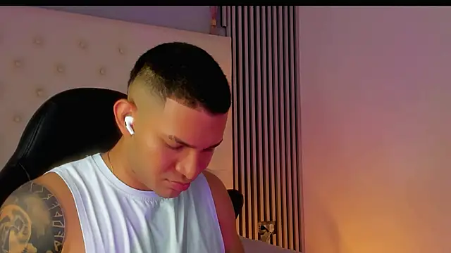 venedic bull online show from February 6, 6:54 am