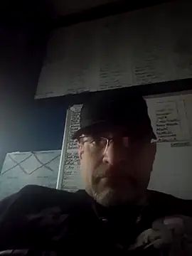 Curious9884 online show from April 8, 6:02 am