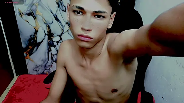 Im david02 online show from January 19, 2:25 am