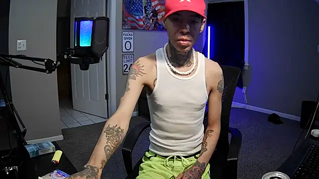 Michigan9000 online show from November 15, 12:34 am