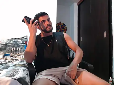 Jcolbi online show from April 14, 8:30 pm