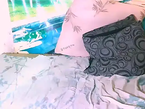 EbonyTiger69 online show from December 5, 7:10 pm