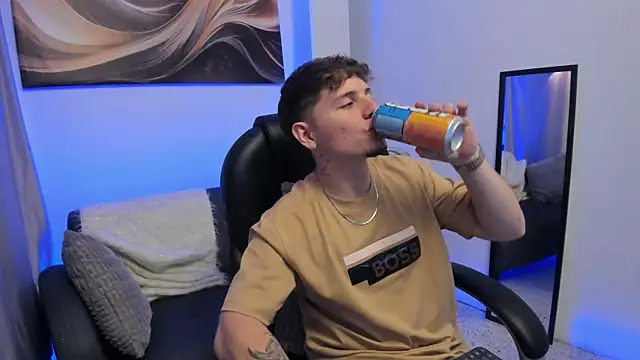 Leoo Miller online show from March 1, 4:34 am