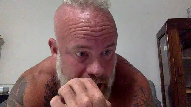 Muscledick40 online show from June 30, 4:35 am