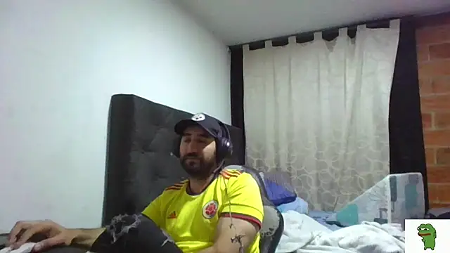 coolfriki online show from June 24, 3:42 am