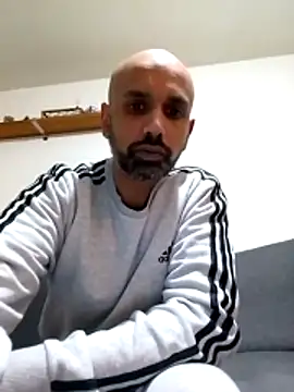 T1T012 online show from January 6, 12:03 am