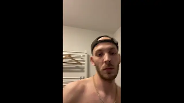 MolleDolle online show from June 28, 1:06 pm