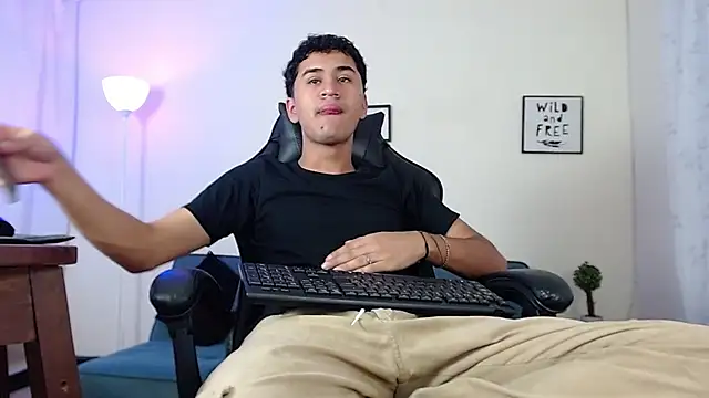Alancum7 online show from July 1, 1:34 pm