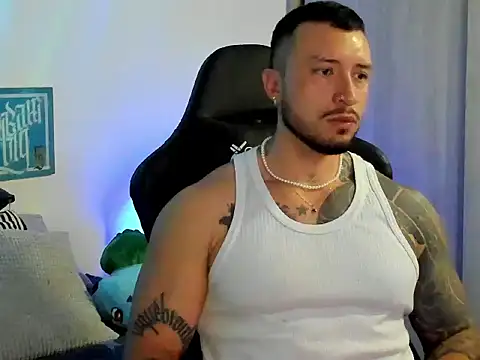 Dave-Max01 online show from February 19, 2:19 am