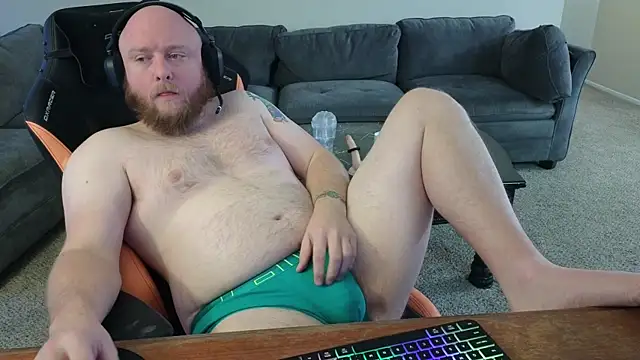 theballboy1 online show from December 16, 12:56 pm