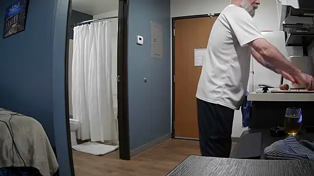 Fuck-Buddy-4U online show from October 21, 3:15 pm